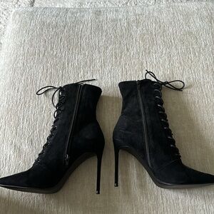 Steve Madden boots